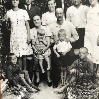 Lucyna Kochanowska-pierwsza z lewej strony, Sochocin 1939 r.
